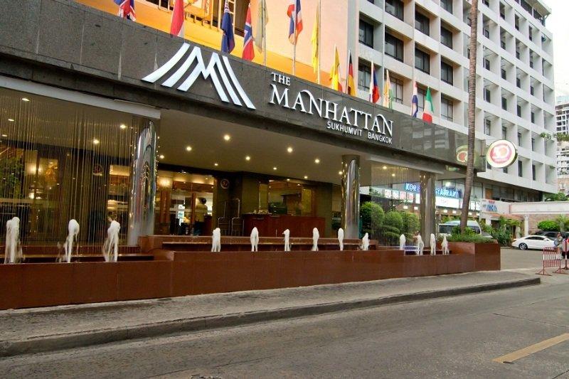 Manhattan Hotel Bangkok Exterior foto